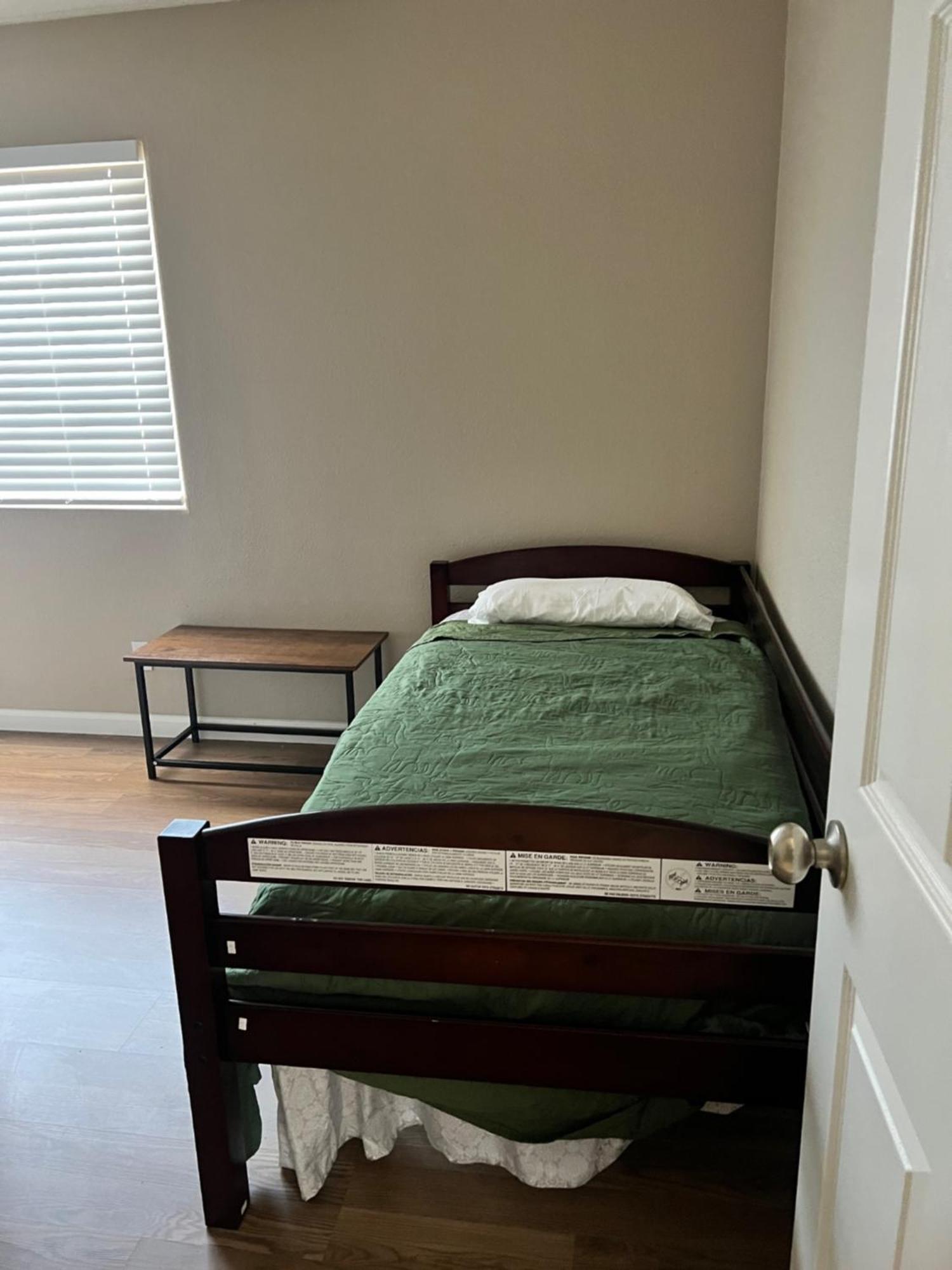 Serene 2Bed 1Bath Condo With Parking Fresno Buitenkant foto