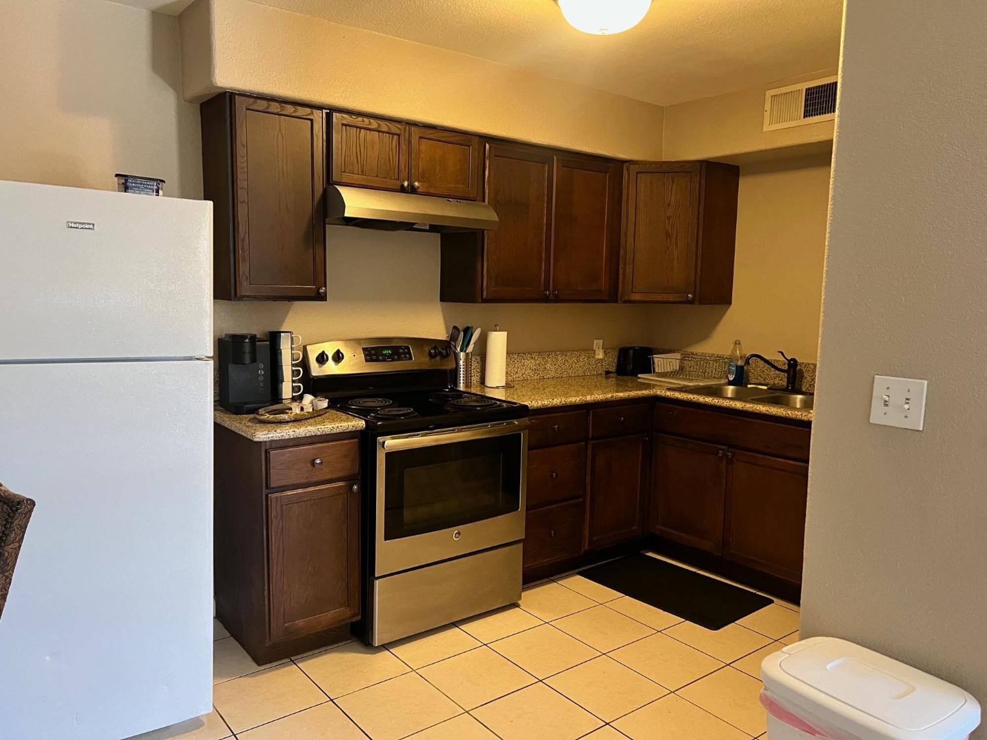 Serene 2Bed 1Bath Condo With Parking Fresno Buitenkant foto