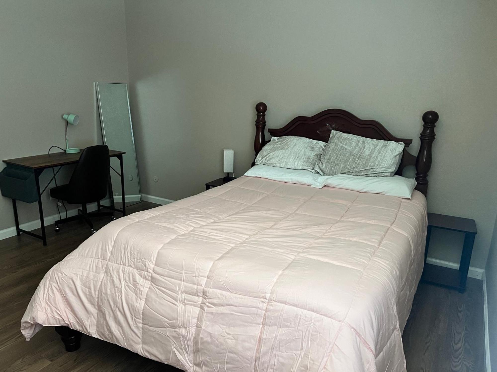 Serene 2Bed 1Bath Condo With Parking Fresno Buitenkant foto
